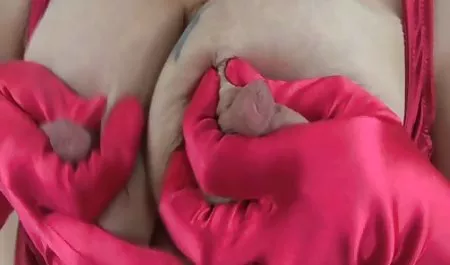 Bridgette B＆年轻的黑发在假暨三人组